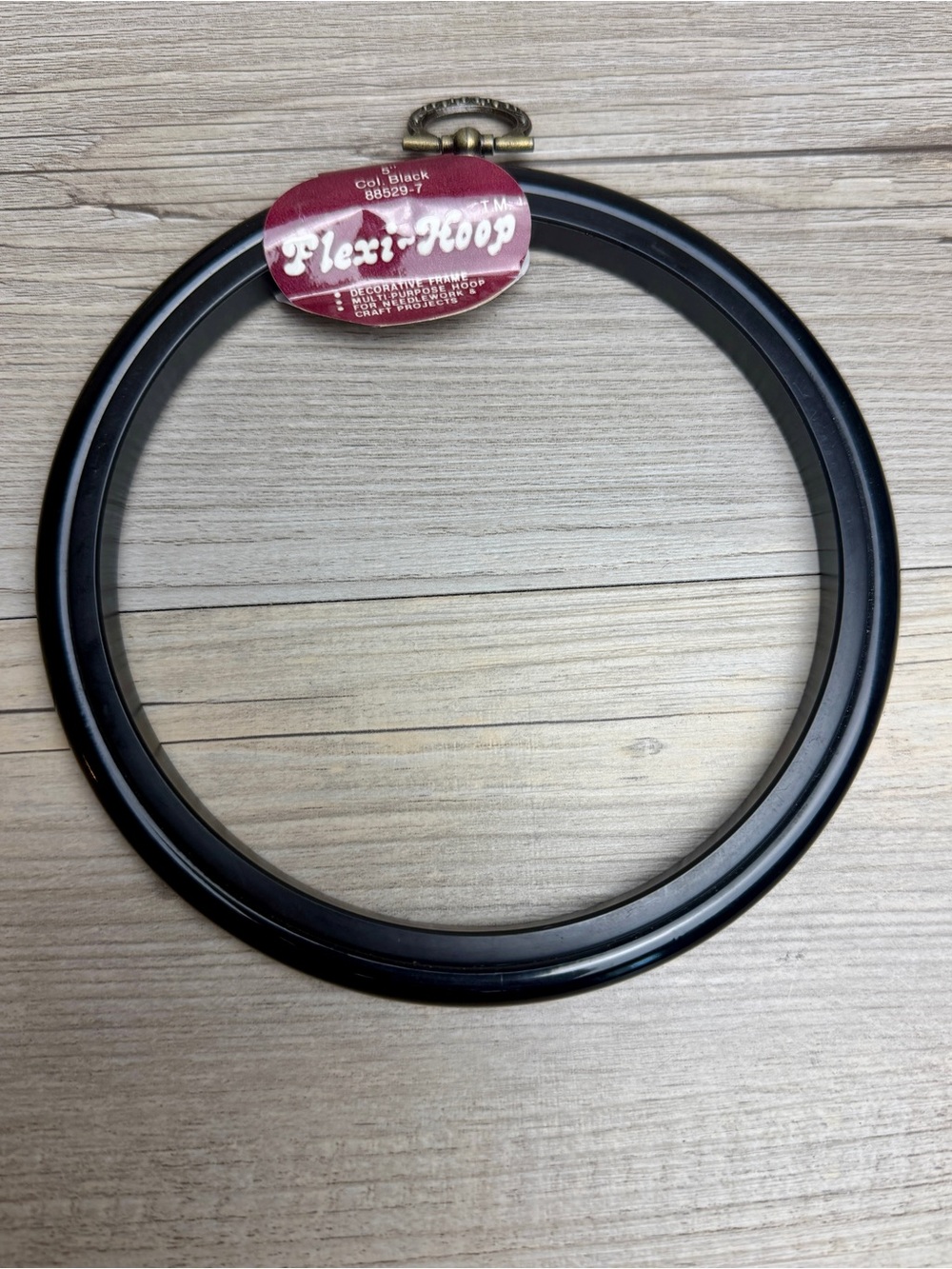 Vtg Flexi-Hoop embroidery hoop and dual-purpose display frame w/brass ring